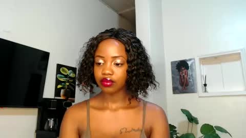 Snapshot of horny_princcess chatting on 24, 1, 2025 horny_princcess online show from 24, 1, 2025