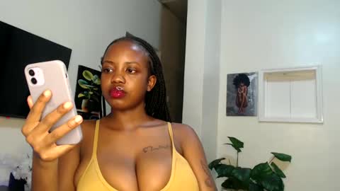 Snapshot of horny_princcess chatting on 10, 3, 2025 horny_princcess online show from 10, 3, 2025