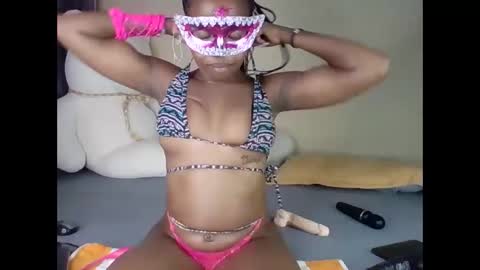 Snapshot of horny_squiter chatting on 31, 1, 2025 horny_squiter online show from 31, 1, 2025