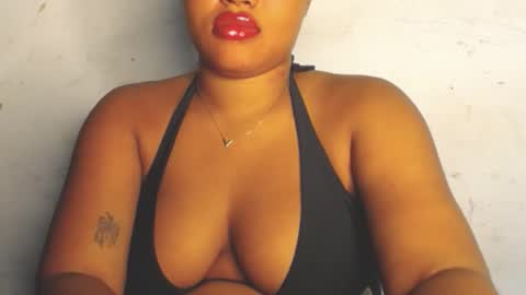 Snapshot of horny_temptation_ chatting on 28, 11, 2025 Miss Zanele online show from 28, 11, 2025