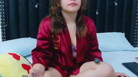 Khloe  online show from 25, 10, 2025