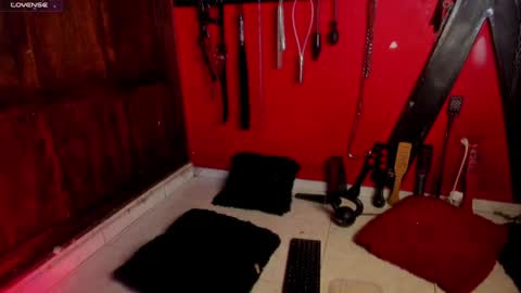Snapshot of hornydahiana chatting on 4, 12, 2024 Mia Dahianaa 2 hornydahianax online show from 4, 12, 2024