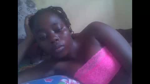 Snapshot of hornygal001 chatting on 6, 12, 2024 hornygal001 online show from 6, 12, 2024