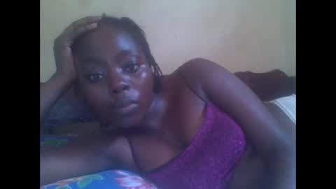 Snapshot of hornygal001 chatting on 7, 12, 2024 hornygal001 online show from 7, 12, 2024