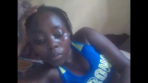 Snapshot of hornygal001 chatting on 10, 12, 2024 hornygal001 online show from 10, 12, 2024