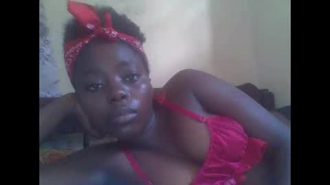 Snapshot of hornygal001 chatting on 13, 12, 2024 hornygal001 online show from 13, 12, 2024