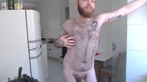 Snapshot of hornyhairy_bi chatting on 5, 12, 2024 Harry online show from 5, 12, 2024