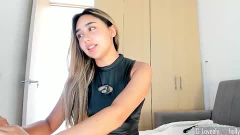 Snapshot of hornyholly__ chatting on 15, 3, 2026 Holly online show from 15, 3, 2026