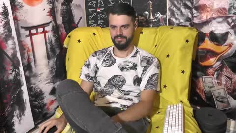 Snapshot of hornymaster93 chatting on 28, 9, 2025 hornymaster online show from 28, 9, 2025