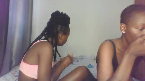 Snapshot of hornysouls01 chatting on 27, 9, 2025 hornysouls01 online show from 27, 9, 2025