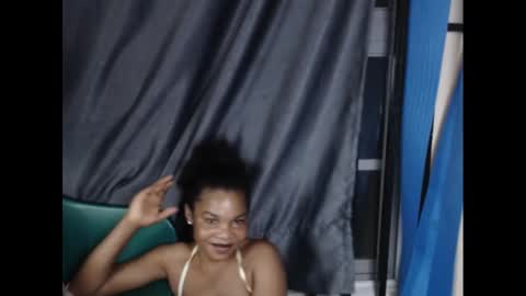 Snapshot of hornyxbum chatting on 8, 12, 2024 hornyxbum online show from 8, 12, 2024