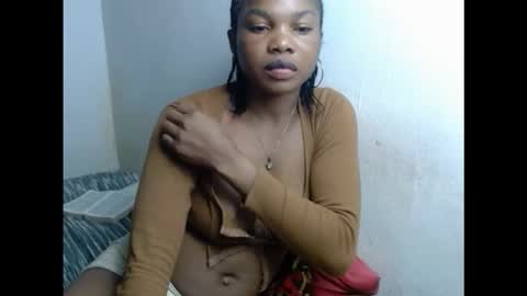 Snapshot of hornyxbum chatting on 11, 11, 2025 hornyxbum online show from 11, 11, 2025