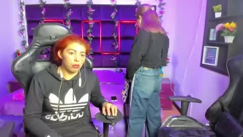 hornyy mom online show from 28, 1, 2025