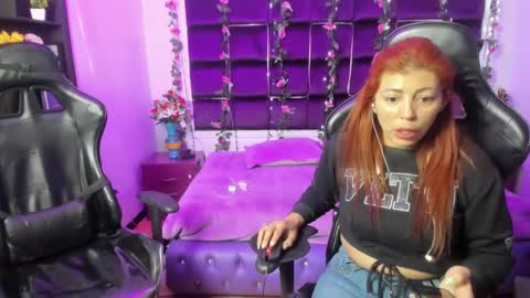 hornyy mom online show from 31, 1, 2025