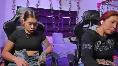 hornyy mom online show from 27, 10, 2025