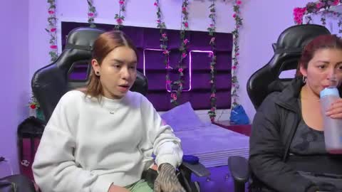 hornyy mom online show from 29, 10, 2025