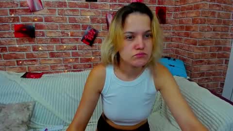 Jessica  online show from 12, 9, 2025