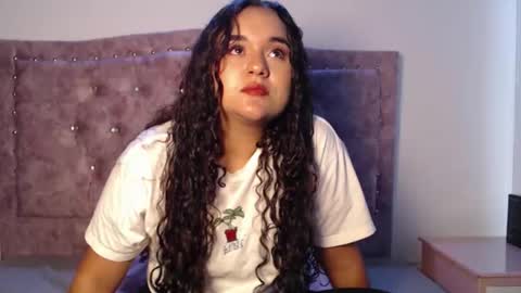 Snapshot of hot_angel07 chatting on 26, 11, 2025 Angel online show from 26, 11, 2025