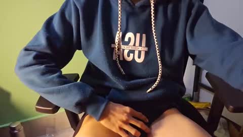 Snapshot of hot_asian_boy2 chatting on 24, 2, 2025 hot asian boy online show from 24, 2, 2025