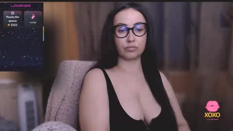 Snapshot of hot_big_ass chatting on 28, 9, 2025 v online show from 28, 9, 2025