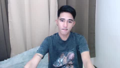 Snapshot of hot_boy2088 chatting on 8, 9, 2025 Mike online show from 8, 9, 2025