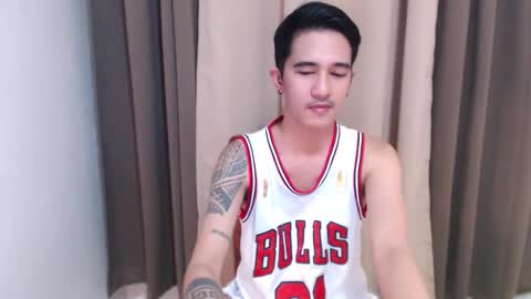 Snapshot of hot_boy2088 chatting on 6, 10, 2025 Mike online show from 6, 10, 2025