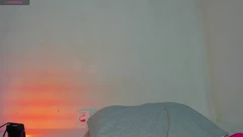 Snapshot of hot_boy_04 chatting on 20, 7, 2026 hot boy 04 online show from 20, 7, 2026