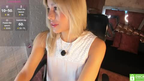 Snapshot of hot_cupid01 chatting on 8, 5, 2026 Valery online show from 8, 5, 2026