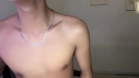 Snapshot of hot_cuteboy02 chatting on 23, 9, 2025 Kim online show from 23, 9, 2025