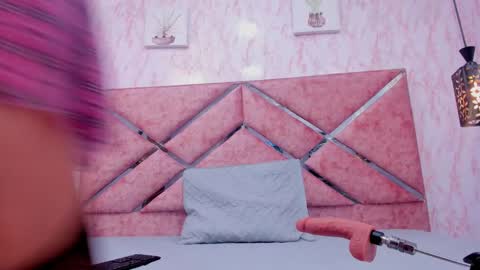 Snapshot of hot_emiily chatting on 30, 9, 2025 Emily online show from 30, 9, 2025