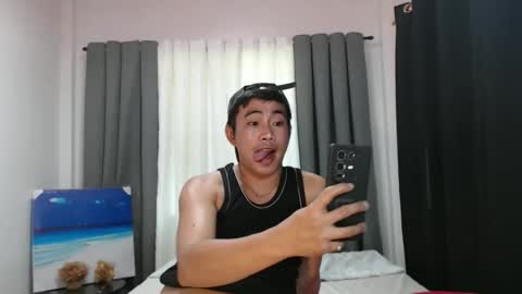 hot_khevin online show from 12, 10, 2025