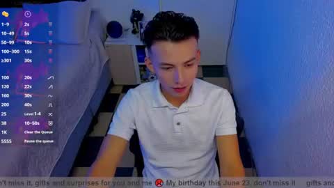 Snapshot of hot_latin_temptation chatting on 22, 6, 2026 Alejandro online show from 22, 6, 2026