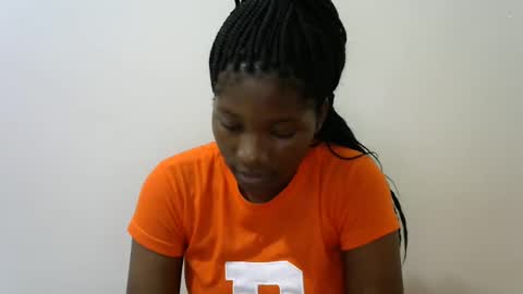 LONNAH online show from 12, 2, 2025