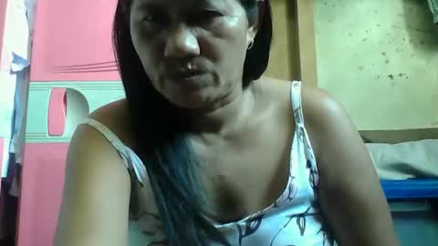 Snapshot of hot_mama09 chatting on 28, 10, 2025 hotmama online show from 28, 10, 2025