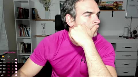 Snapshot of hot_martin25 chatting on 7, 12, 2024 Martin online show from 7, 12, 2024