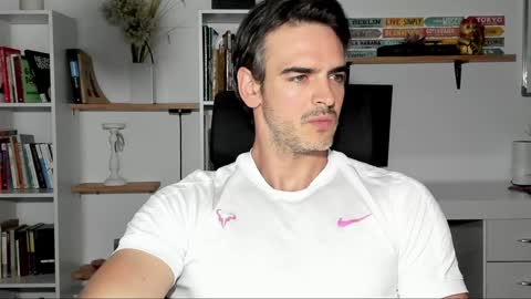 Snapshot of hot_martin25 chatting on 14, 12, 2024 Martin online show from 14, 12, 2024