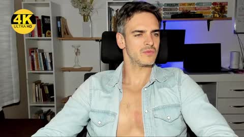 Snapshot of hot_martin25 chatting on 26, 12, 2024 Martin online show from 26, 12, 2024