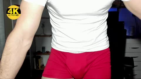 Snapshot of hot_martin25 chatting on 4, 1, 2025 Martin online show from 4, 1, 2025