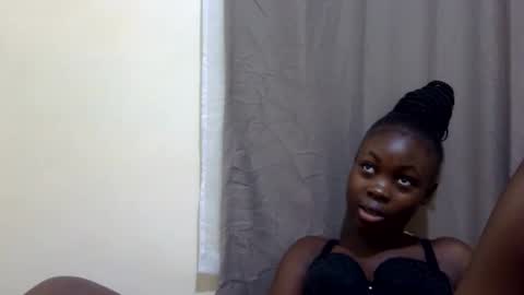 hot_melanie1 online show from 13, 5, 2026