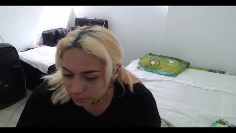 Mia online show from 20, 1, 2025