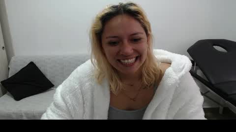 Mia online show from 7, 3, 2025