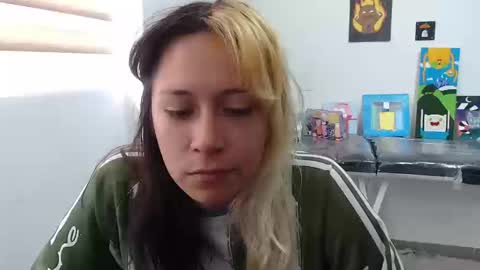 Mia online show from 20, 9, 2025