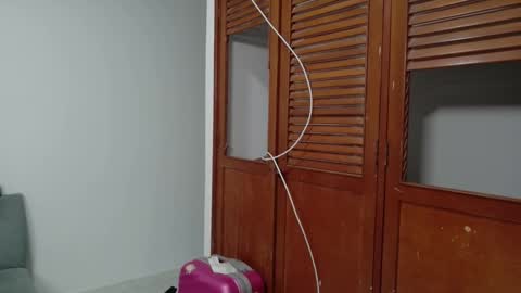 Mia online show from 23, 11, 2025