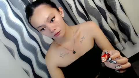 SWEET AGATHA online show from 19, 2, 2025