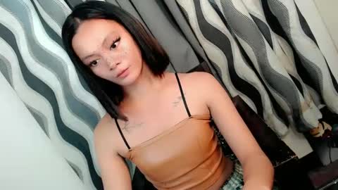 SWEET AGATHA online show from 23, 2, 2025