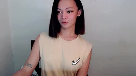 SWEET AGATHA online show from 17, 10, 2025