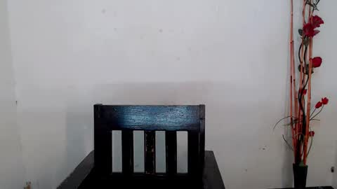 SWEET AGATHA online show from 23, 11, 2025