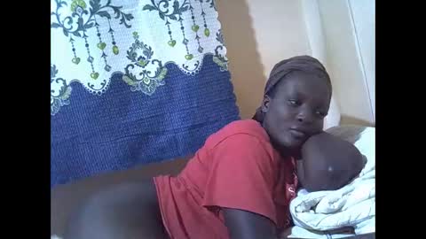 RAYLAH online show from 13, 12, 2025