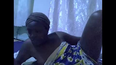 RAYLAH online show from 8, 2, 2026