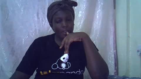 RAYLAH online show from 17, 5, 2026